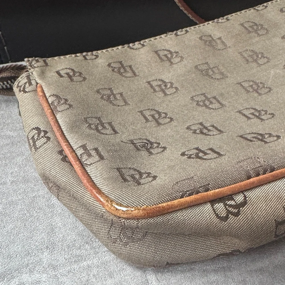Dooney & Bourke Brown Monogram Shoulder Bag - Picture 2 of 10
